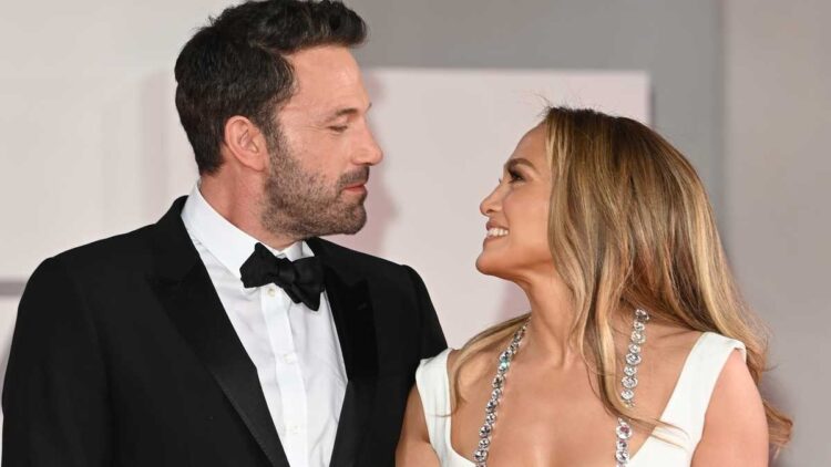 Defiende Jennifer López a Ben Affleck tras declaraciones sobre su matrimonio con Jennifer Garner