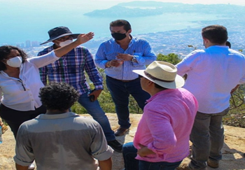 Abelina López propone construir un teleférico para aumentar el turismo en Acapulco