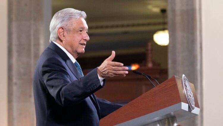 INE pide nuevamente a AMLO no hacer comentarios relación a la Revocación de Mandato.