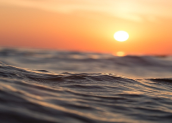 Encuentran cadáver en la playa de Oaxaca y no ha sido identificado