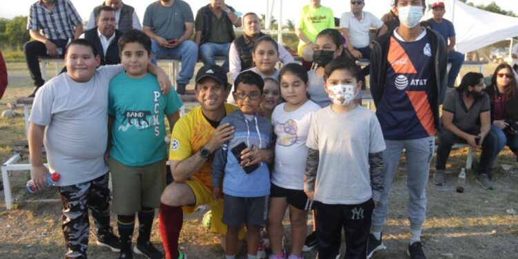 Encabeza Lalo Gattás un gobierno sin precedente,  reconocen directivos de los CBTIS de Victoria