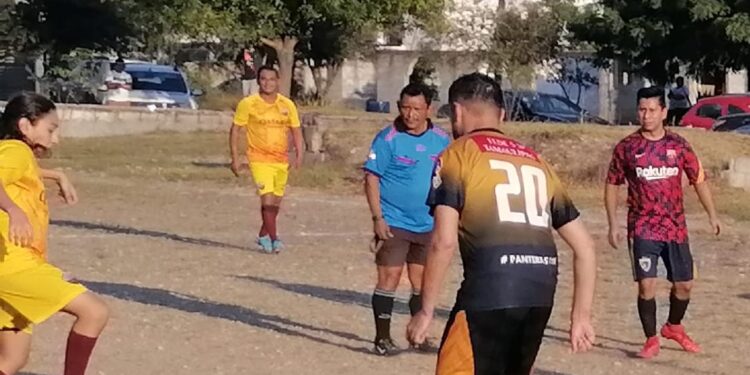 Encabeza Lalo Gattás un gobierno sin precedente,  reconocen directivos de los CBTIS de Victoria