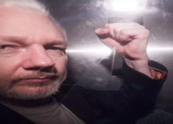 Dan la razón a EE.UU. tribunal y dicta que Assange puede ser extraditado