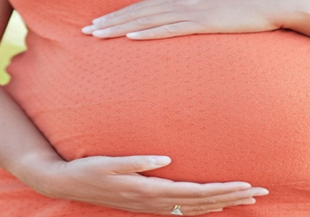 Caso insólito una mujer presta su vientre para gestar a su nieto