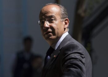 Felipe Calderón envía mensaje a López Obrador por covid-19