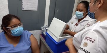 Inicia refuerzo contra Covid en personal médico del sur de Tamaulipas