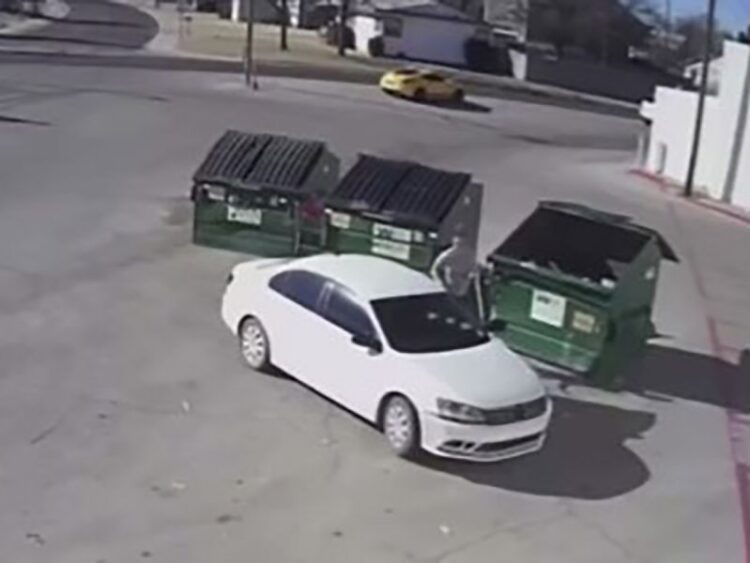 Captan a mujer tirando a la basura a su bebé recién nacido; ya fue detenida