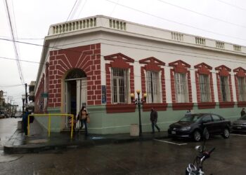 Marcha atrás a 87 escuelas que ya estaban en clases en Tampico