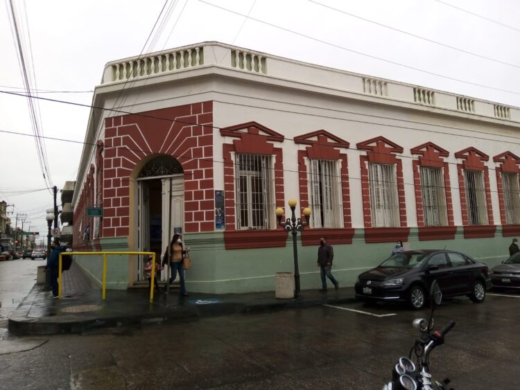 Marcha atrás a 87 escuelas que ya estaban en clases en Tampico