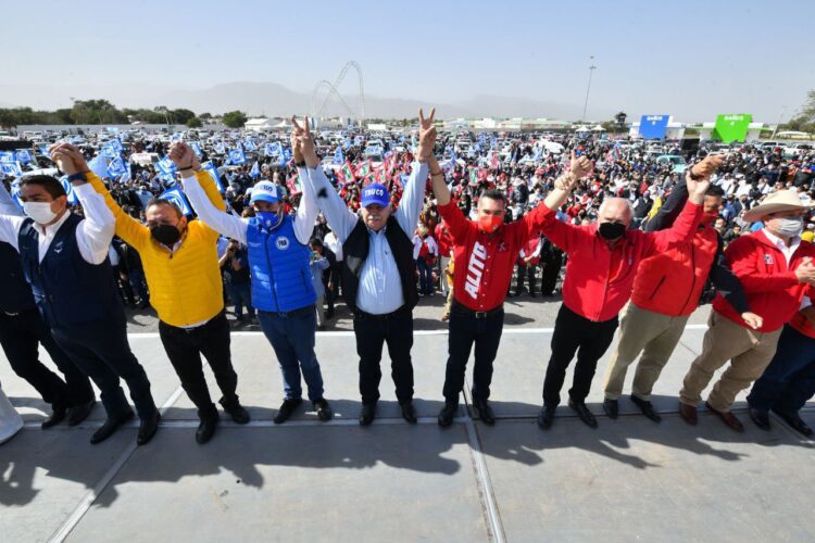 Respaldan líderes nacionales de PAN, PRI y PR al precandidato César Verástegui