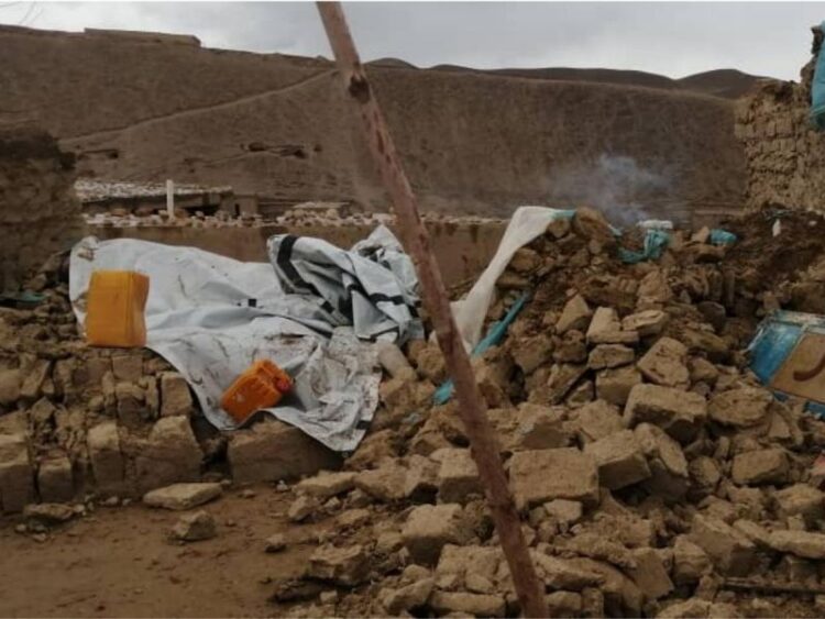 Sismo de magnitud 5.3 sacude Afganistán; hay al menos 12 muertos