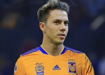 Sebastián Córdova recibe abucheos en su debut por la afición de Tigres