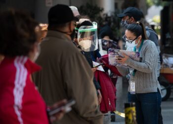 México rompe récord de casos covid;  49 mil 343 contagios y 320 muertes