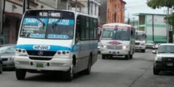 Agonizan otras 3 rutas más en Tampico; 200 choferes emigran a otros trabajos