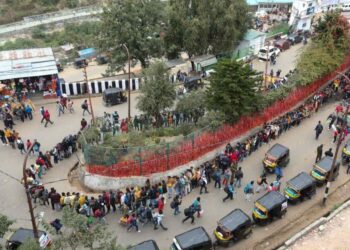 Aglomeración en santuario de India deja al menos 12 muertos