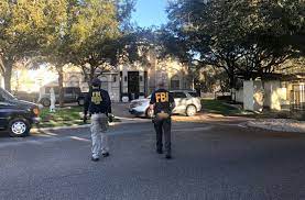 Catean propiedades del congresista Henry Cuellar en Laredo, Texas