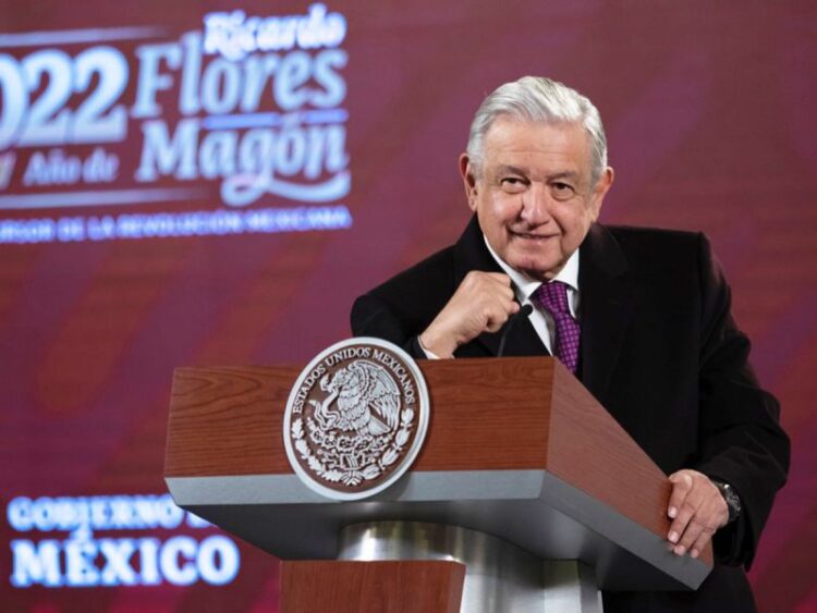 Dará López Obrador noticia energética ‘para poder decir: ¡viva México!’