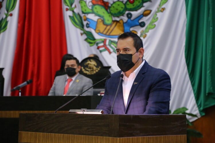 Demuestran diputados de Morena incapacidad legislativa: PAN