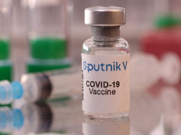 Sputnik V muestra anticuerpos más altos a Ómicron que Pfizer, según estudio preliminar