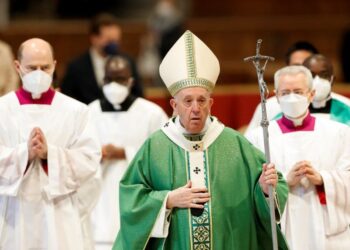 Papa Francisco confiere ministerios laicos a mujeres; formaliza reconocimiento de roles