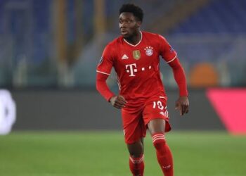 Detectan una miocarditis a Alphonso Davies