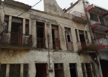 Cerca de 600 negocios con fachadas de comercios en mal estado en Tampico