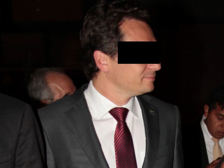 Lozoya muestra molestia cuando juez le recuerda que huyó de México en 2019