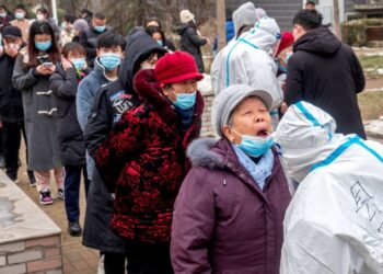 OMS notifica récord de 21 millones de casos covid durante última semana