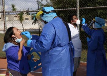 En México se triplicaron contagios por covid: OPS