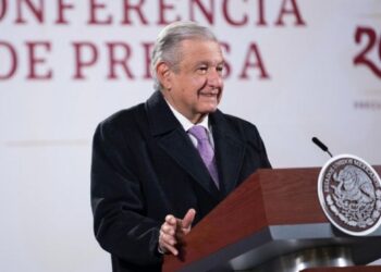 López Obrador pide a EU explicar presencia de FBI en QRoo