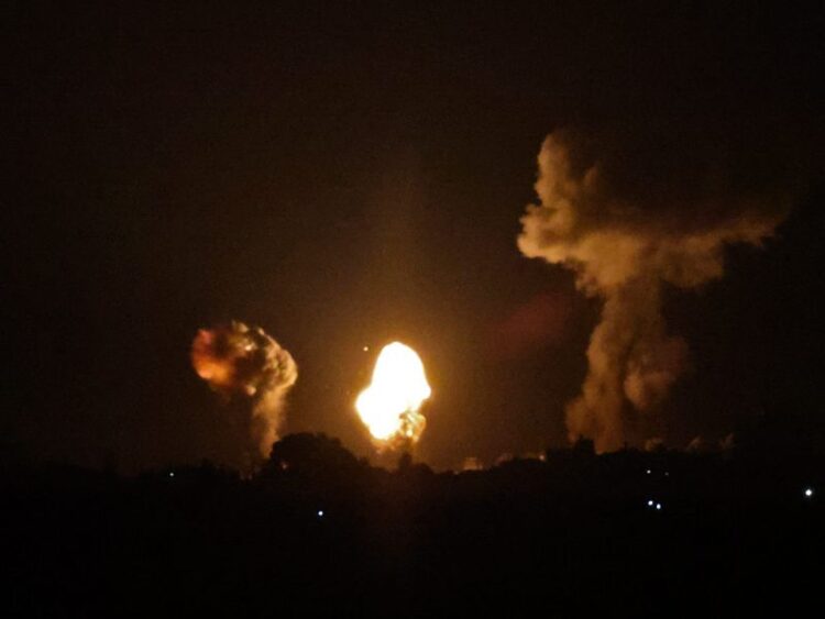 Israel bombardea Gaza tras lanzamiento de cohetes