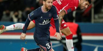 Lionel Messi da positivo a covid-19; está en aislamiento