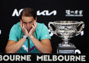 Estoy destrozado físicamente, tras largo juego de coronación en Australia: Nadal