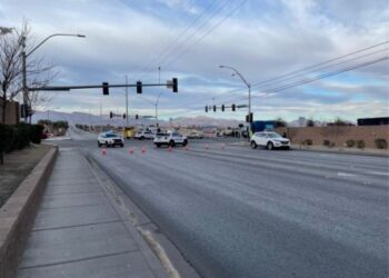 Conductor se salta semáforo en Las Vegas y causa carambola; hay 9 muertos