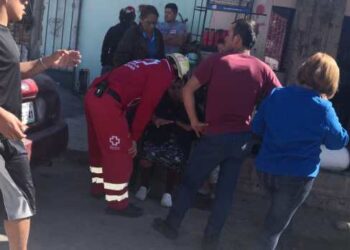 Incendio en casa deja tres heridos en Col. Libertad de Victoria