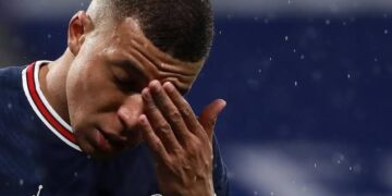 Amenazan a Mbappé en un mural en Francia