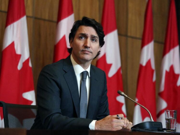 Justin Trudeau da positivo a covid-19; se pone en aislamiento