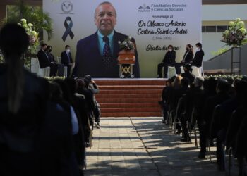 Rinde la UAT homenaje póstumo al Dr. Marco Antonio Cortina Saint André