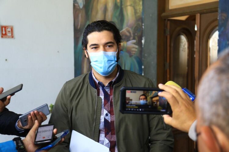 Exhorta Ayuntamiento a cumplir reglamento de imagen urbana en Victoria