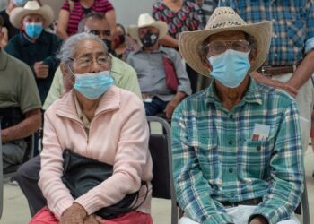 Anuncian canje de tarjetas bancarias vencidas de Pensión para Adultos Mayores en Tamaulipas