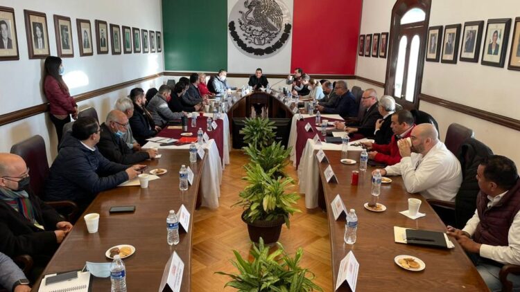 Gobierno de Victoria y empleados comprometidos con la transformación de la ciudad