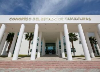 Congreso contra alcalde.