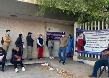 Nuevo León rompe récord de contagios covid; pero anuncian regreso a clases