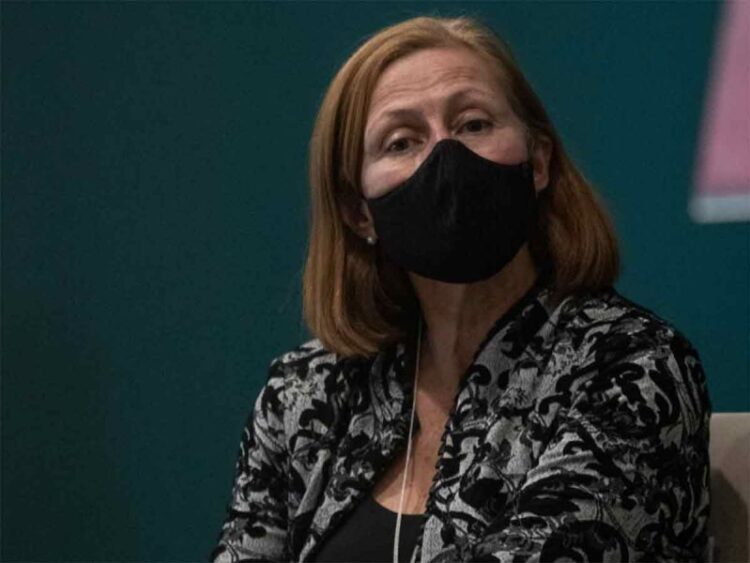 Tatiana Clouthier, secretaria de Economía, da positivo a covid-19