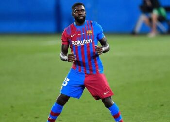 Samuel Umtiti se lesiona en entrenamiento
