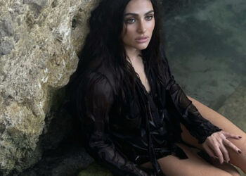 Renata Notni lista para comerse el mundo este 2022