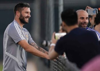 Tigres cierra puertas de sus entrenamientos tras brote de Covid-19