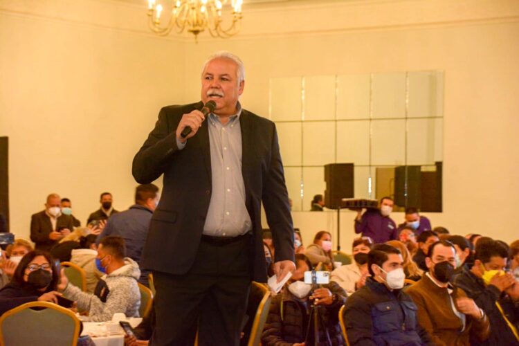 César será nuestro candidato: Nader