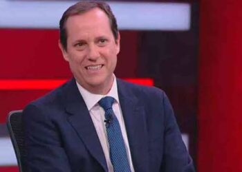 Paco Villa da positivo a covid y no estará en la transmisión con TUDN