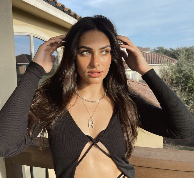 Renata Notni reaccionó a las declaraciones de amor de Joss Favela